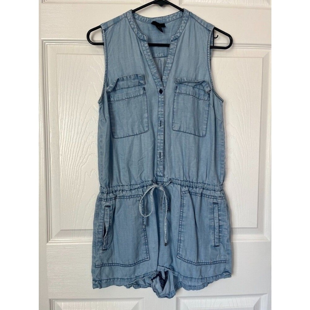 Mossimo Light Wash Shorts Chambray Romper Womens Medium Sleeveless Button Front